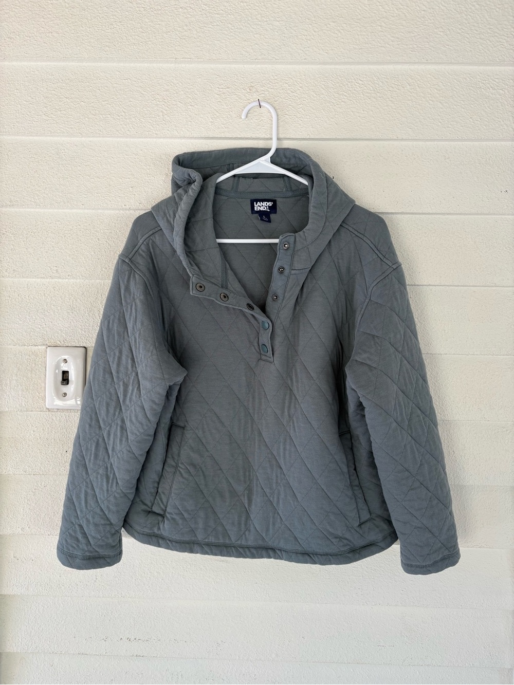Lands' End Quilted Hooded Pullover Jacket in Slate Gray